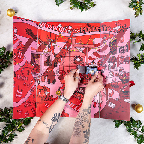 Ekologisk chokladkalender med 15 unika smaker